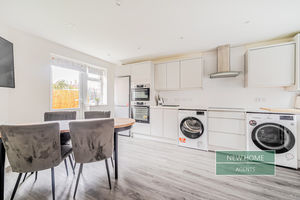 Photo 16- click for photo gallery